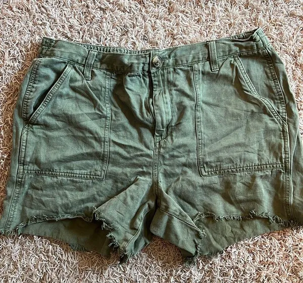 Aerie Adventure Short Army Green Women’s Size Large - Image 8