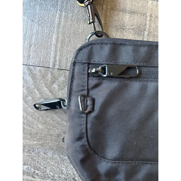 Anti-Theft Tailored Convertible‎ Crossbody Clutch 9" x 5.25" x 2" - Image 8