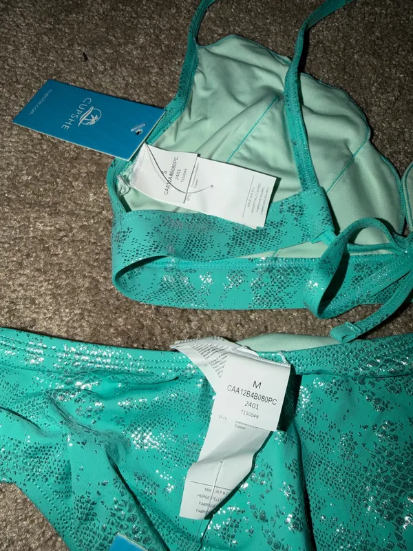 Cupshe Bikini Set Women’s - Image 4