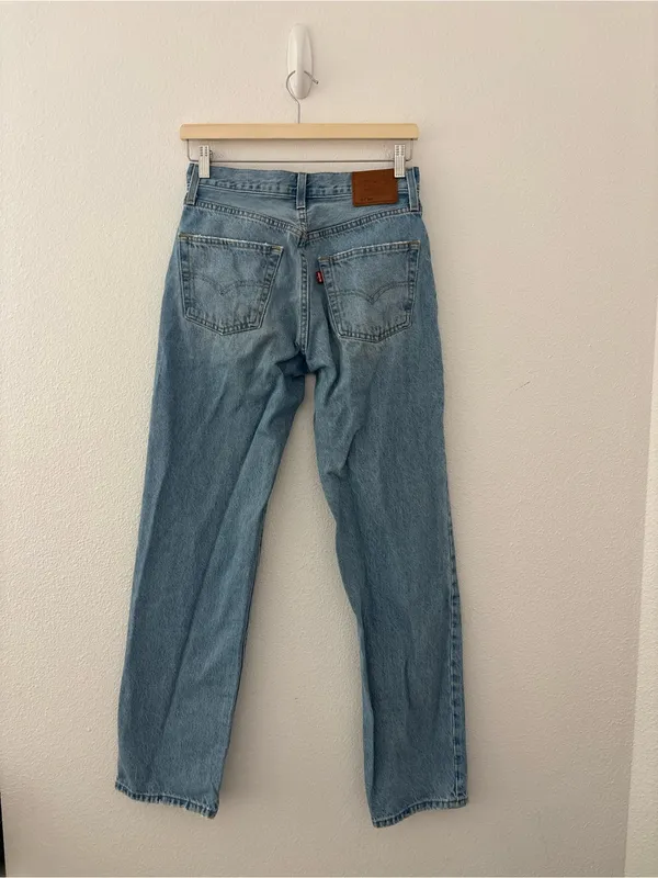 Levi’s 501 90s jeans light wash - Image 3