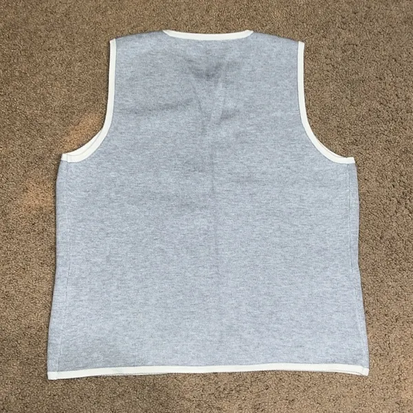 Abercrombie & Fitch A&F Mara Crew LuxeLoft Sweater‎ Vest Gray XL - Image 4
