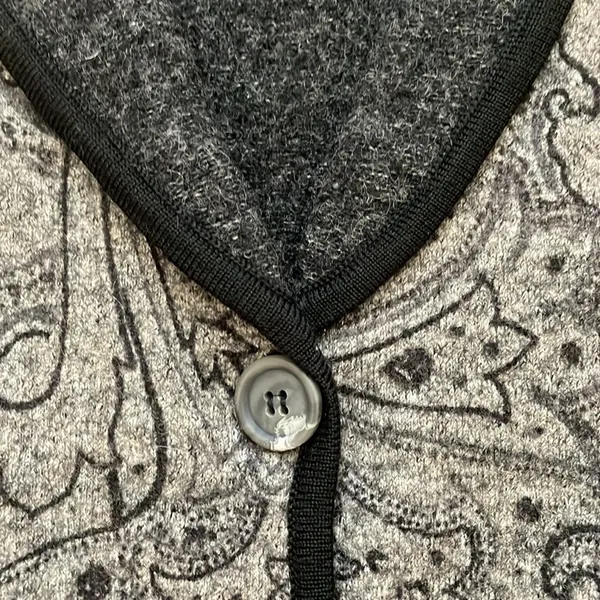 Austin Reed gray paisley wool cardigan sweater sz M - Image 6