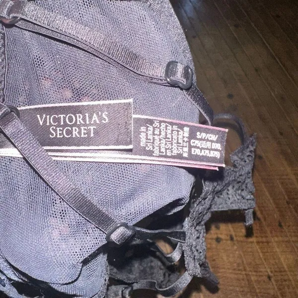 Victoria’s Secret black lace S racerback bralette - Image 4