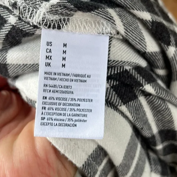American Eagle Women's Black & White Plaid Soft Flannel Shirt Size M. NEW! - Image 6