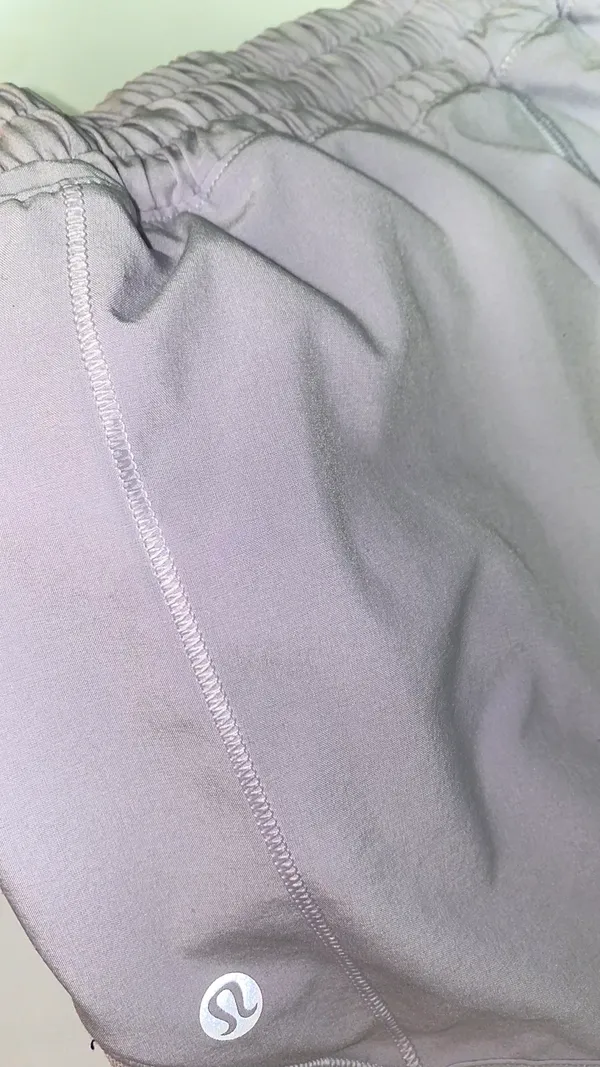 Lululemon Hotty Hot Short 2.5” - Image 5