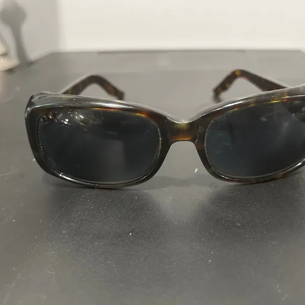 Oscar de la renta Stylish Tortoiseshell Sunglasses Frames.  Frames only - Image 8