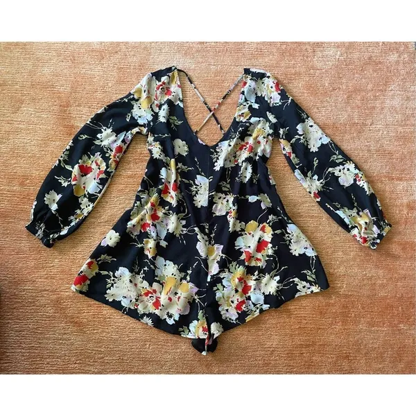 Billabong Secret Moons Floral Long Sleeve Romper Women's Size Small - Image 3