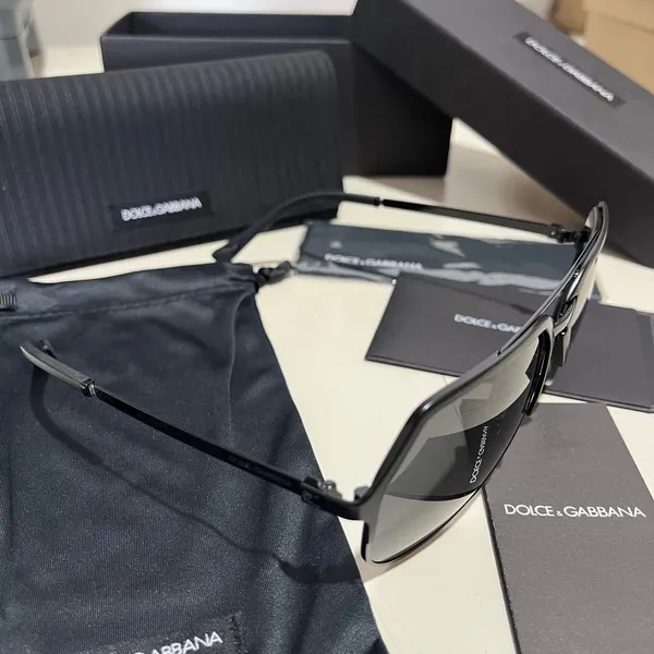 Dolce-gabbana Women's Black Sunglasses - Image 6