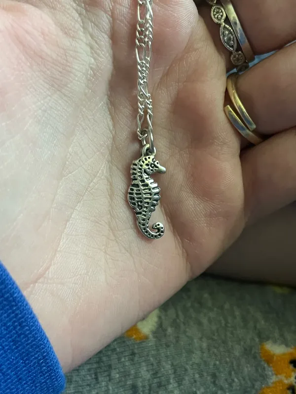 silver seahorse necklace - Image 2
