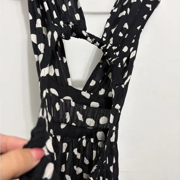 GB Black & White Polka Dot Maxi women’s size XS Dress Deep V Open Back(E47)✨ - Image 8