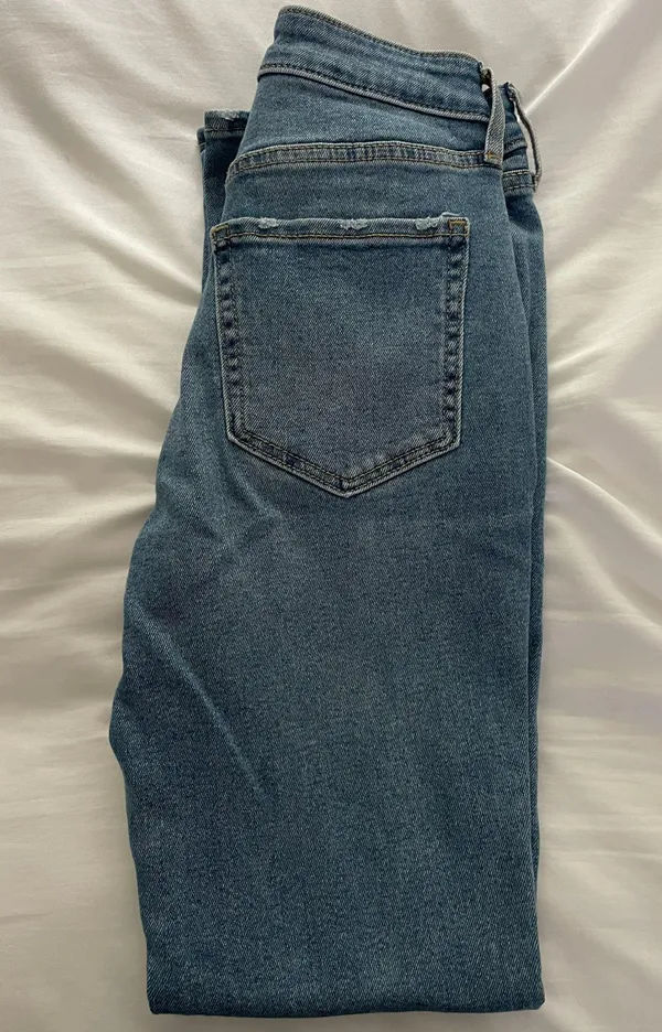 Old Navy Bootcut Jeans - Image 2