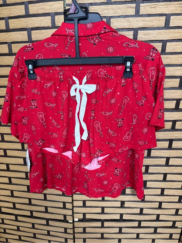 Red bandana print pajama shirt set size small - Image 2