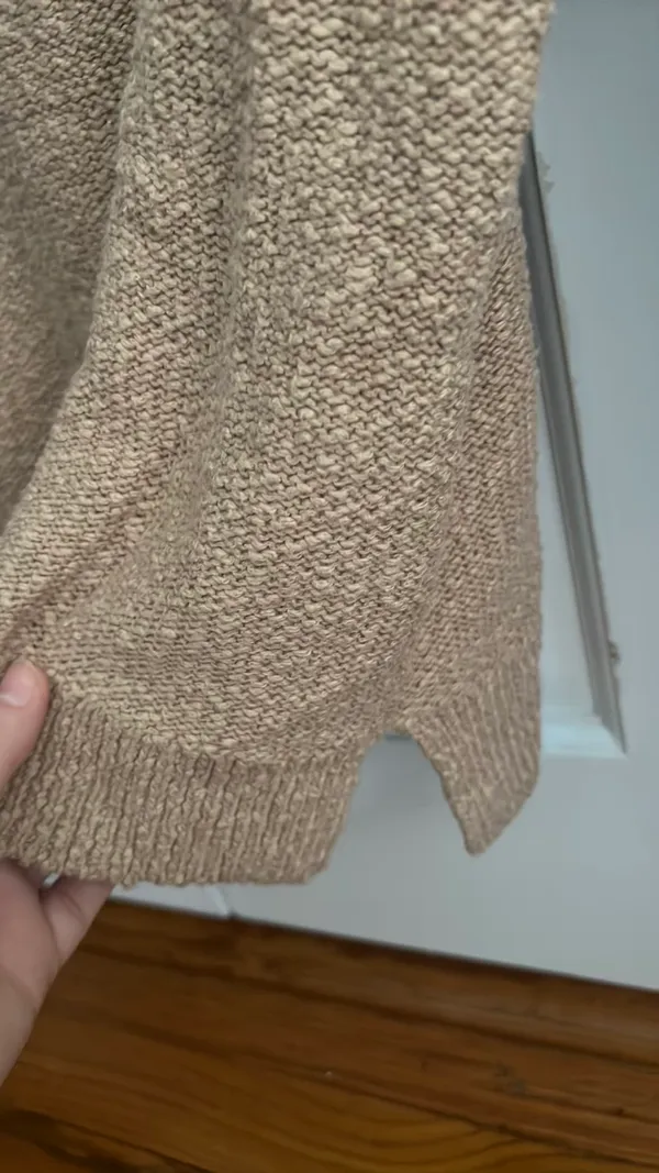 Abercrombie Sweater - Image 3