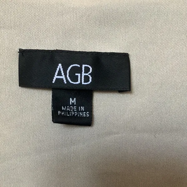 FINAL MARKDOWN Agb ladies top medium - Image 3