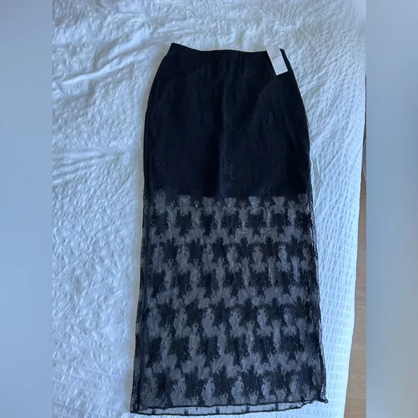 NWT Abercrombie Lace Midi Skirt - Image 5