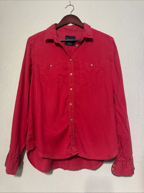 American Eagle Red Lyocell Weekender Boyfriend Utility Button Down Shirt M - Image 2
