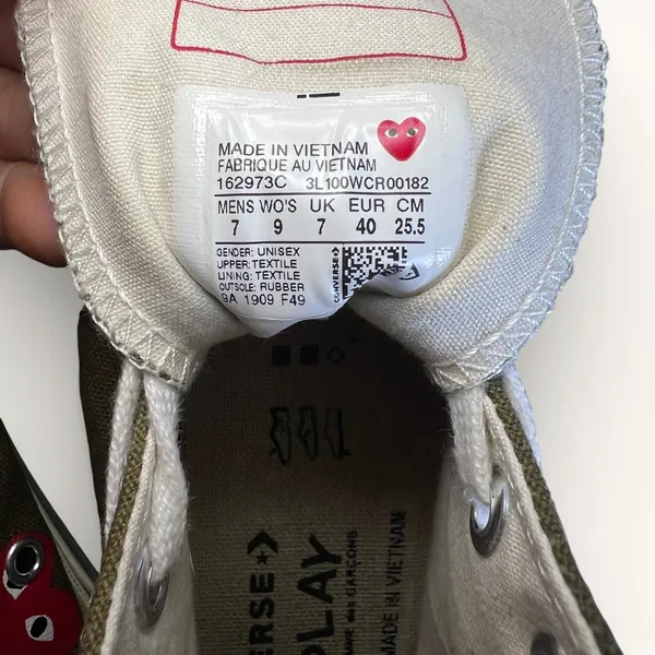 CDG Play Converse Chuck 70 Multi Heart Olive High Mens 7 Womens 9 Green Sneakers - Image 3