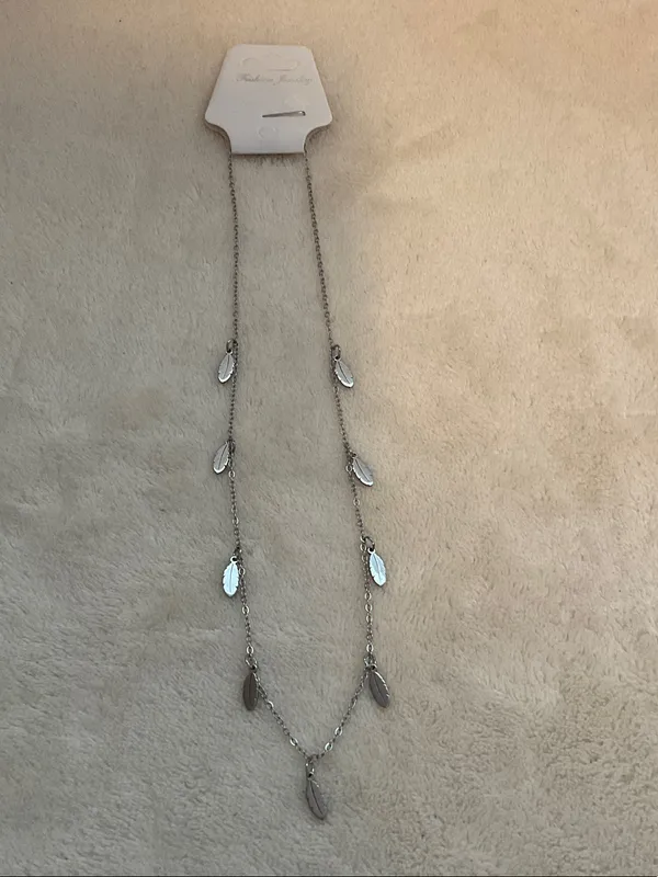 Fashion Jewelry Silver Leaf Station Necklace - Women Jewelry - Image 2