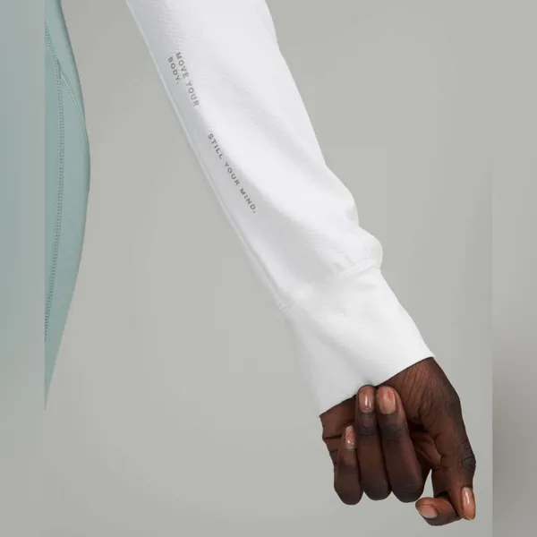 Lululemon Muscle Love Long Sleeve Shirt Top Motif White Graphic Wordmark Size 6 - Image 3