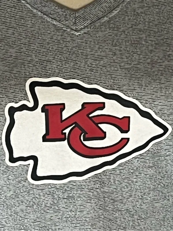 Nike Kansas City Chiefs NFL Gray Dri-FIT V-Neck Women’s Logo Shirt Small - Image 2