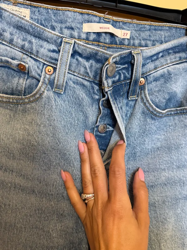 Levi’s Wedgie Straight Women’s Premium Jeans - Image 3