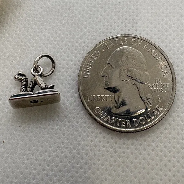Vintage Shube Dakota West Sterling Silver Bookworm Book Charm 1.89g - Image 5