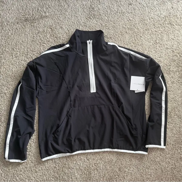 NWT Beyond Yoga Stretch Woven Course Contrast Half Zip Pullover size L black - Image 3