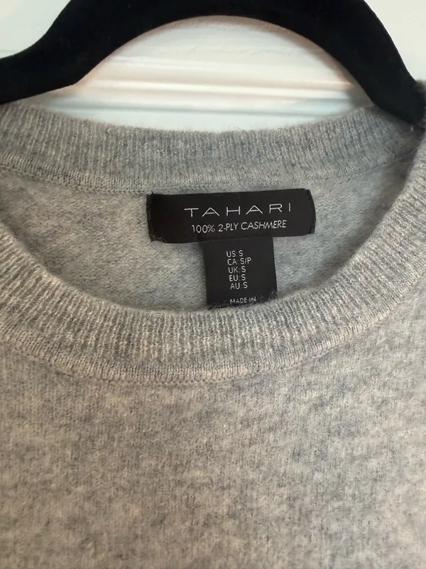 Tahari Cashmere Sweater - Image 2