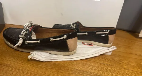 Hunter Willemberg Boat Shoes Black Patent and Soft Pink 7.5 - Image 7