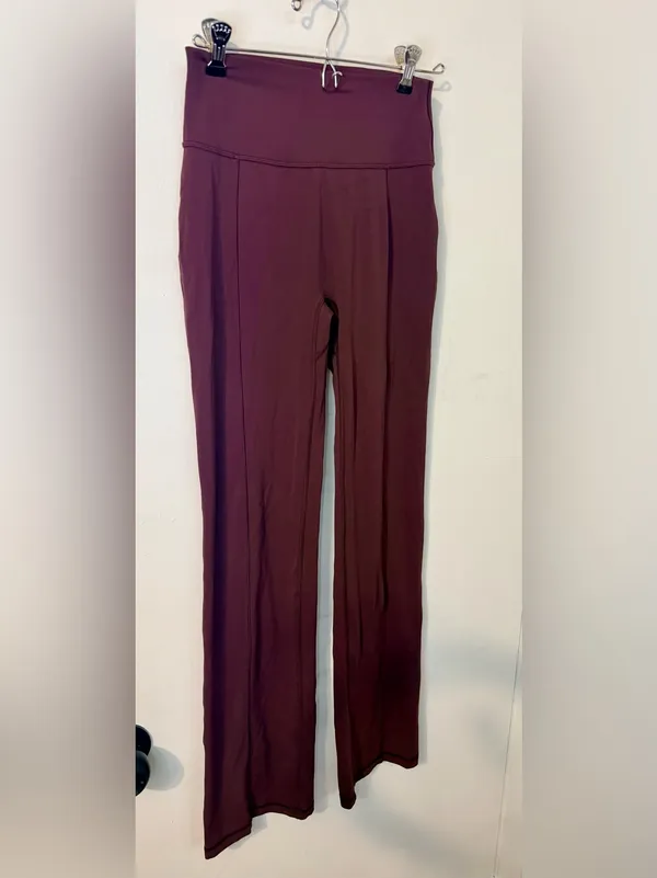 INGIA High Waist Flare Yoga Pants Plum Brown Sweetheart Seam 31” Inseam XS - Image 4