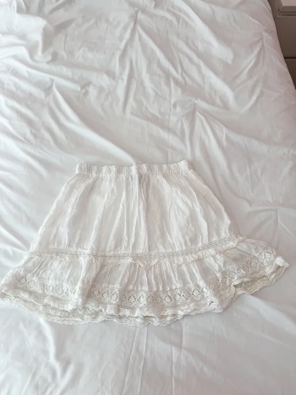 Angie White Embroidered Ruffle Skirt Size Small - Image 2
