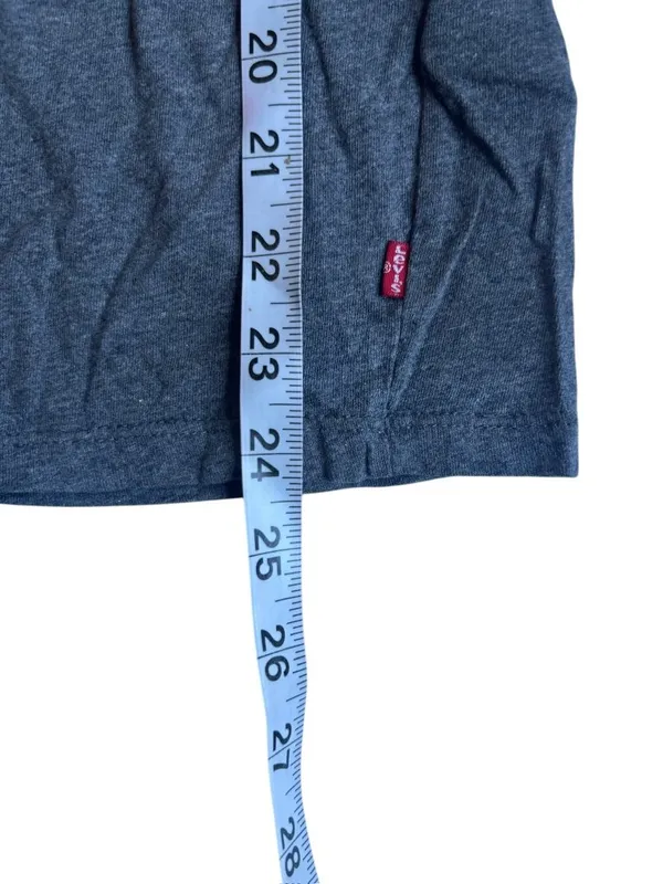 Levis Women's Light Weight Grey T-shirt - Image 5