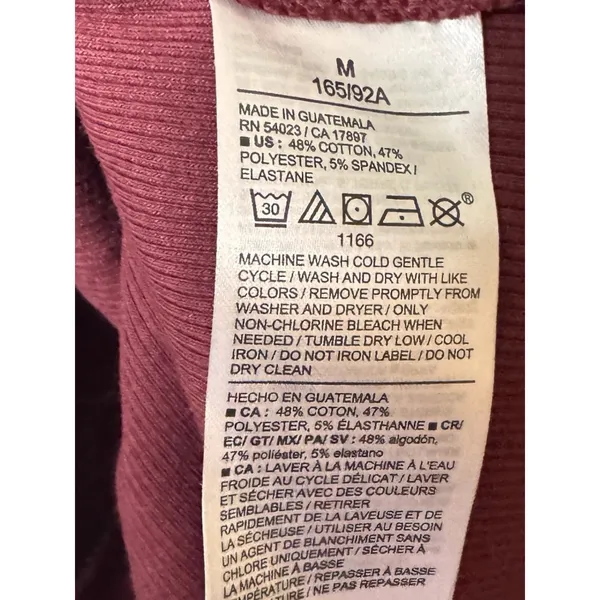 Old Navy Snug Fit Sleeveless Crop Top Maroon Color NWT Sz M - Image 8