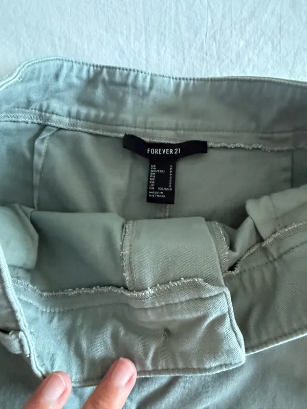 Women’s Forever 21 Mini Skirt Small - Image 6
