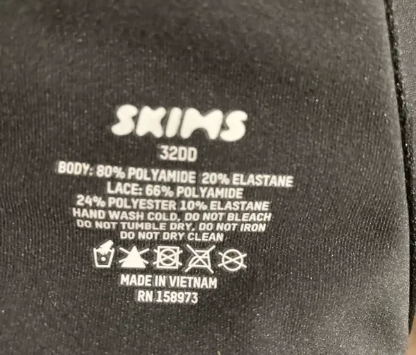 SKIMS Fits Everybody Lace Bra 32DD - Image 4