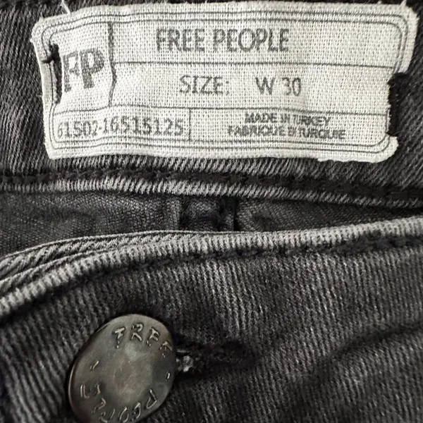 Free People Size (30) Woman's‎ Black Pant Distressed Skinny Jeans - Image 2