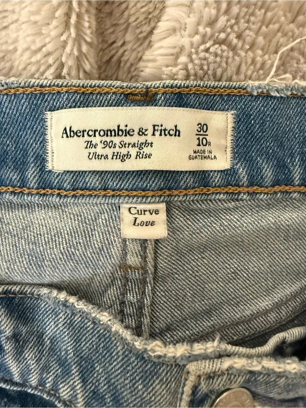Abercrombie Curve Love Split Hem 90s Straight Ultra High Rise - Image 5