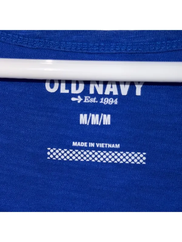 Old Navy Women’s Peace Flag V-Neck Tee Blue Medium - Image 3