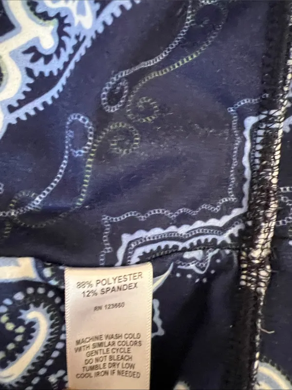 Splits59 Navy and Light Blue Paisley Racerback Sports Bra - Image 6