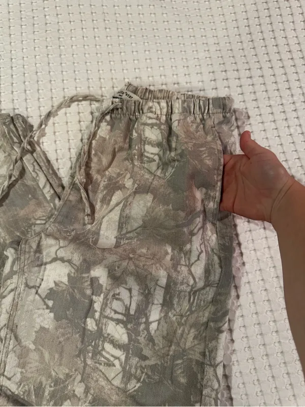 Vanilla Star Camo Pants - Image 2
