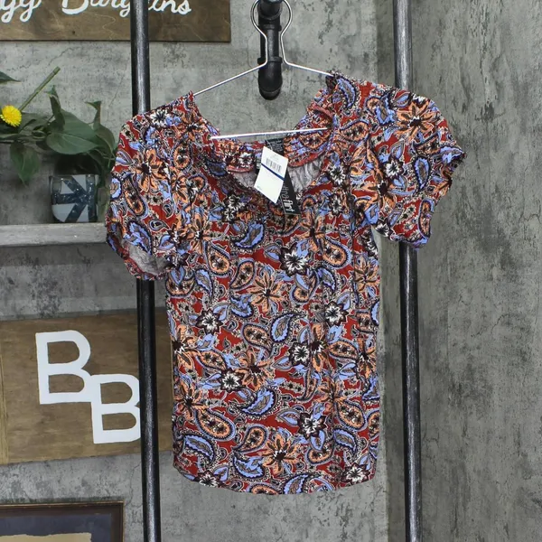 NWT Ultra Flirt Juniors Off-The-Shoulder Peasant Top Red Paisley Multi M - Image 2
