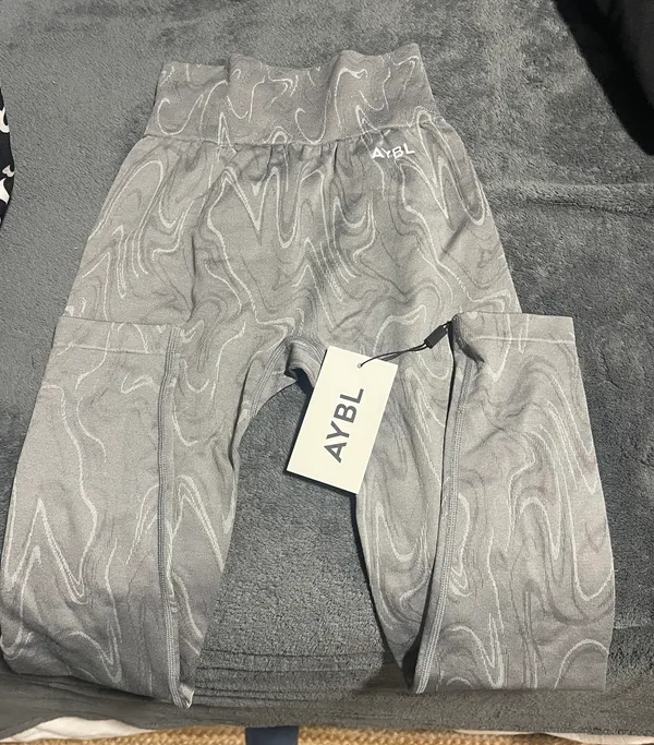 AYBL Seamless Leggings - Image 5