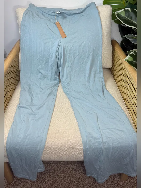 NWT Skims Sleep Pant 33" Size XS - Image 4