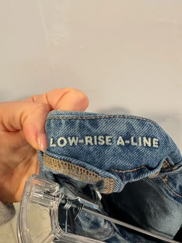 Denim Button-Front Distressed American Eagle Mini A-line‎ Skirt - Image 3
