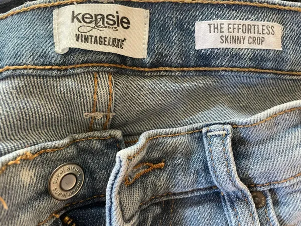 Kensie Effortless Stretch Jeans - Image 3
