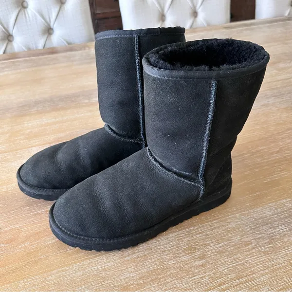 Ugg Australia Black Classic Boots 7 - Image 4