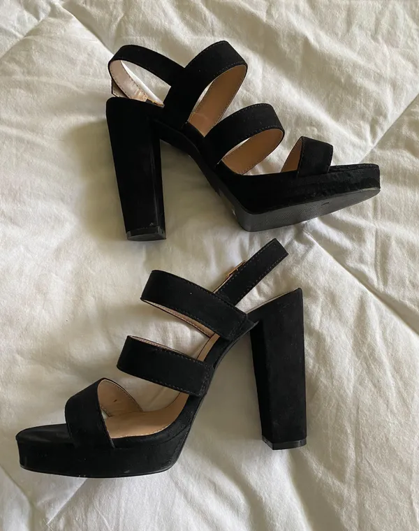 Charlotte Russe Womens Black Heels - Image 4