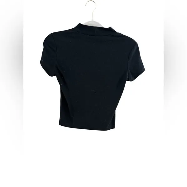 SHEIN US size medium black short sleeve knit top - Image 5