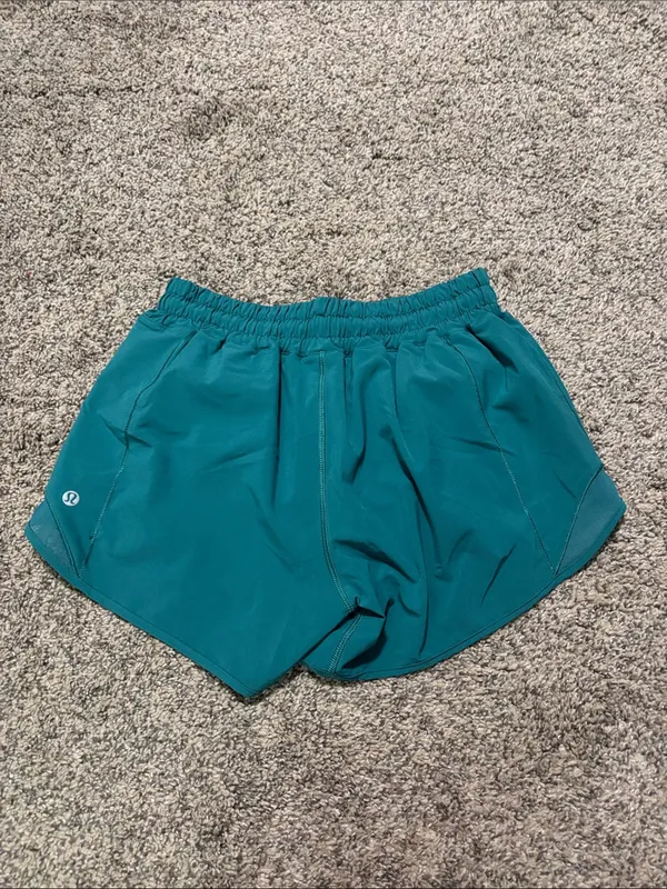 Lululemon Hotty Hot Low Rise Short 4" Teal Lagoon size 6 - Image 2