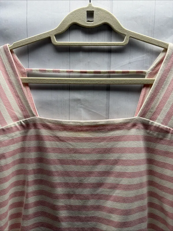 Free Assembly NWT Pink and Cream Square Neck Ruffle Short Sleeve Top Size Large - Image 2